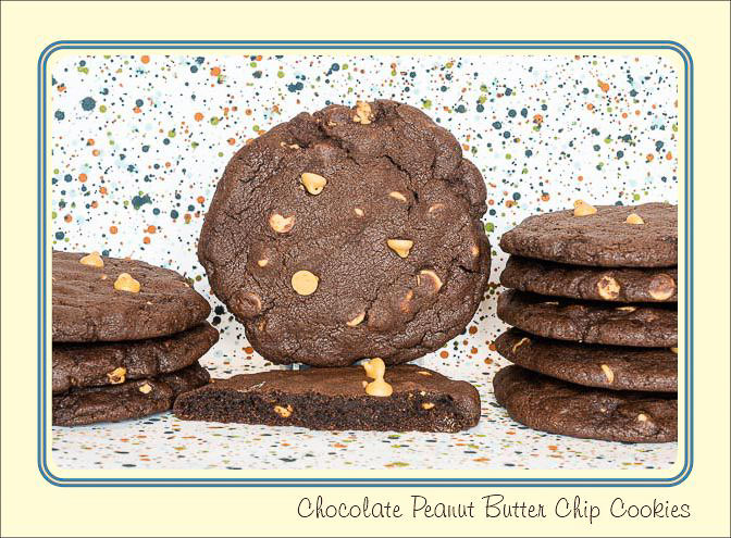 Crumbl_Chocolate_Peanut_Butter_Chip_Cookies.jpg