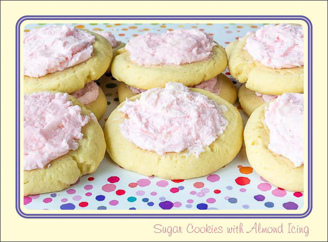 Sugar_Cookies_with_Almond_Icing.jpg